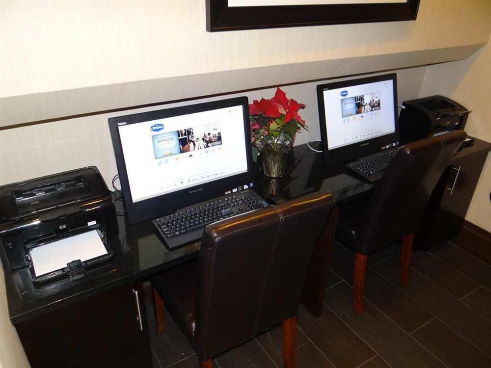 Hampton Inn Carlstadt At The Meadowlands Fasiliteter bilde